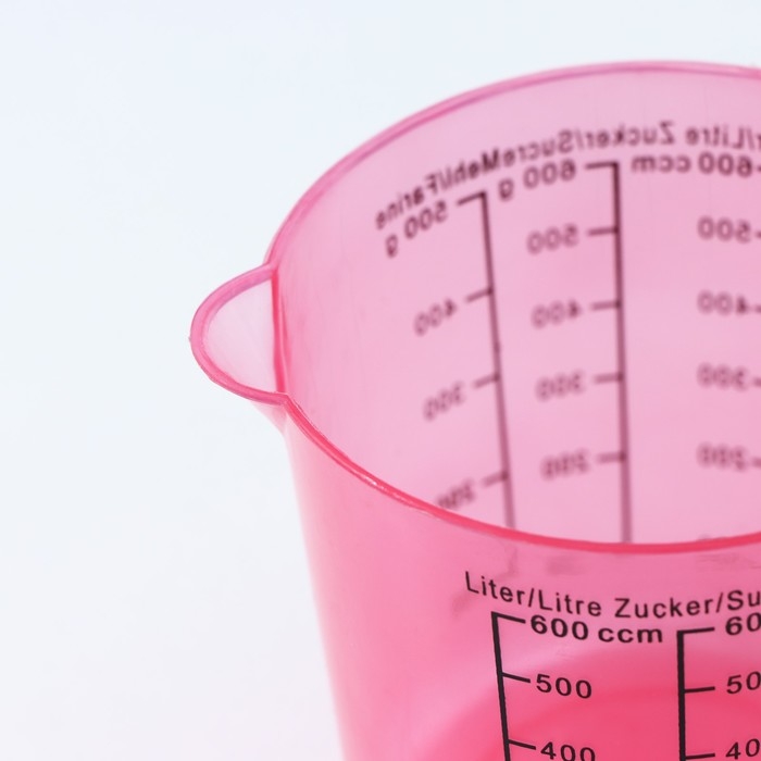 Стакан мерный, 600 мл, цвет МИКС Стакан мерный, 600 мл, цвет МИКС