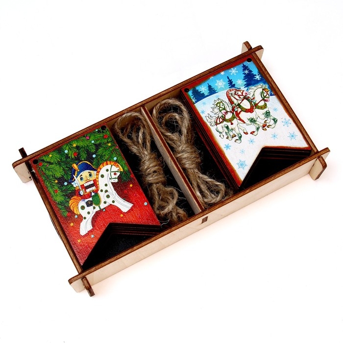 Набор &laquo;Новогодние флажки&raquo;, 12 деталей