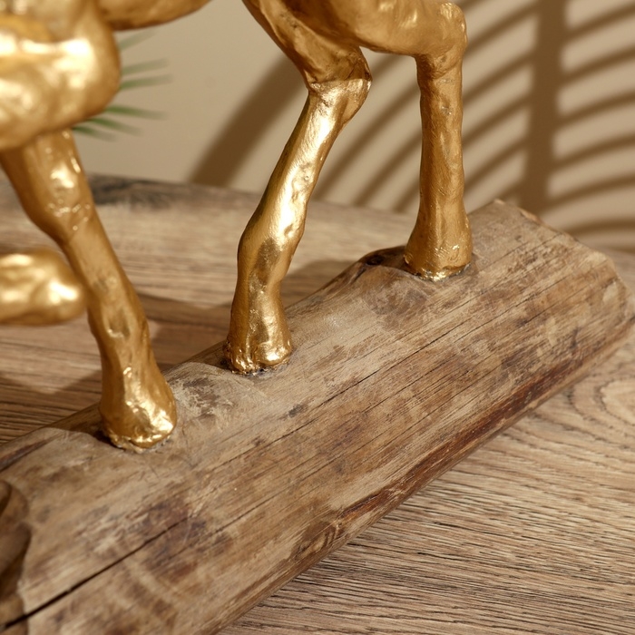 Сувенир "Олень" полим. смола, манговое дерево 26,5х13х36 см