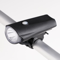 Фонарь велосипедный передний аккумуляторный "Беркут", водонепроницаемый, 10 х 5 х 4.5 см Фонарь велосипедный передний аккумуляторный "Беркут", водонепроницаемый, 10 х 5 х 4.5 см