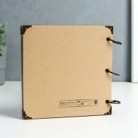 Фотоальбом на кольцах 30 листов "Девушка с фотоаппаратом" чёрные листы 18,5х18,5 см