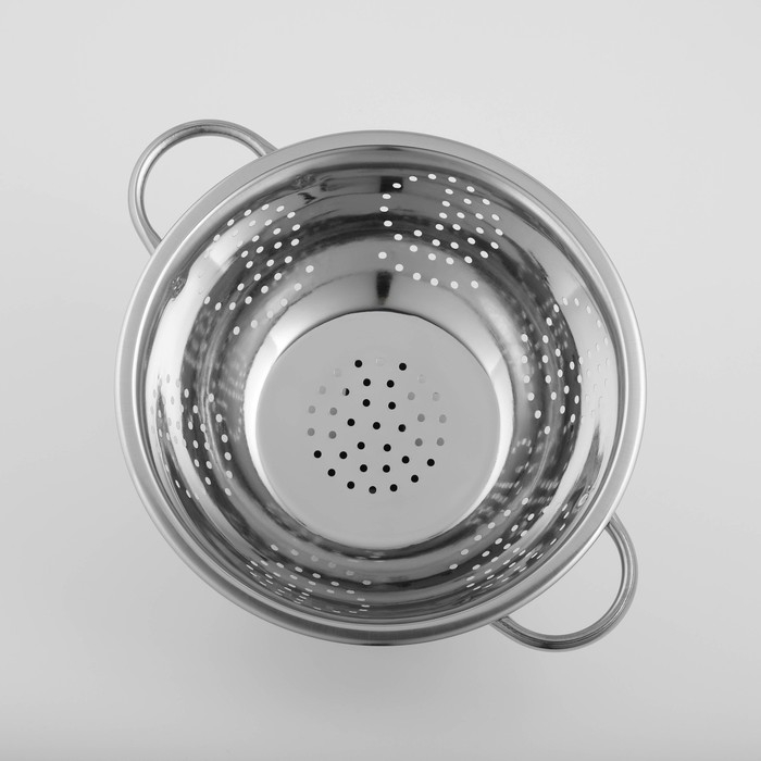 Дуршлаг из нержавеющей стали Доляна «Индия», 2,7 л, d=26 см, на ножке, две ручки Дуршлаг из нержавеющей стали Доляна «Индия», 2,7 л, d=26 см, на ножке, две ручки