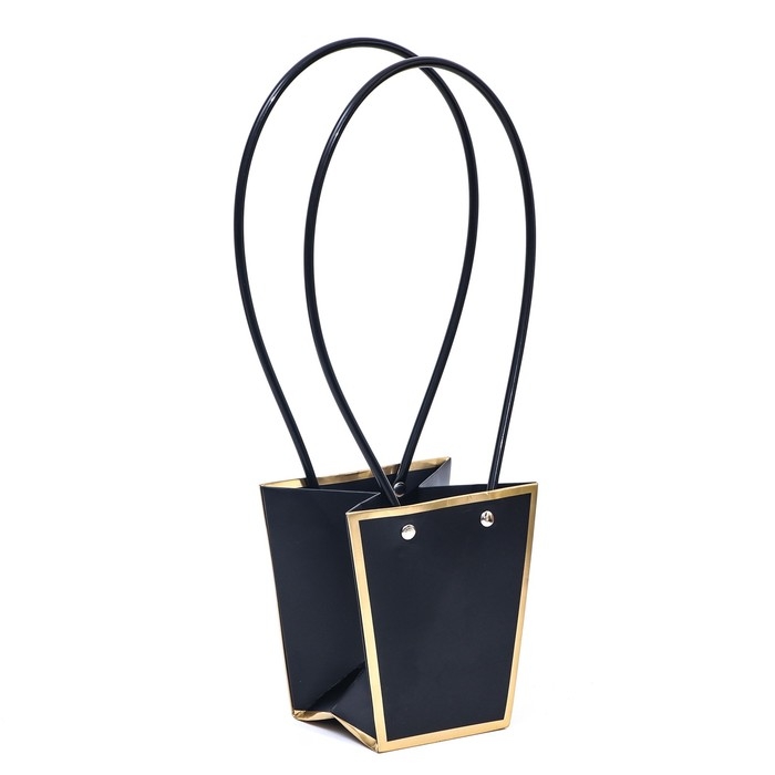 Сумка для цветов «Чёрная», с тиснением, влагостойкая, 12 x 12 - 8 x 8 - 12,5 см Сумка для цветов «Чёрная», с тиснением, влагостойкая, 12 x 12 - 8 x 8 - 12,5 см