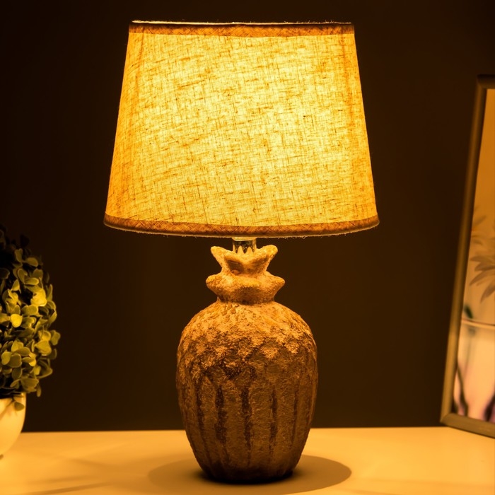 Настольная лампа "Ананас" Е14 40Вт 22х22х30 см RISALUX