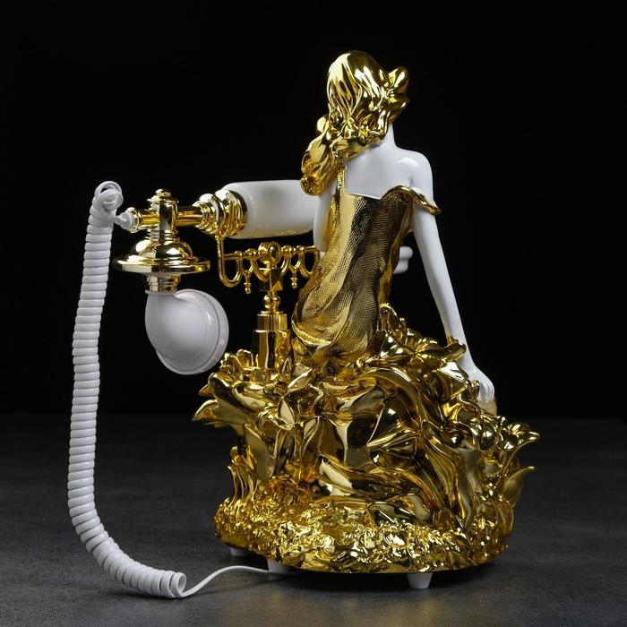 Ретро-телефон Ретро-телефон "Девушка и лилия"