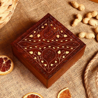 Шкатулка дерево "Холдер" 12,5х12,5х6 см