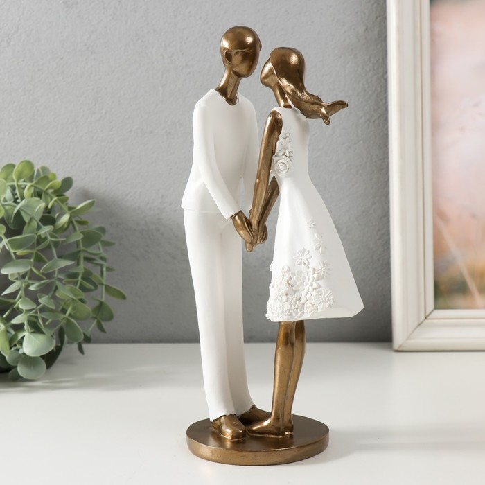 Сувенир полистоун "Влюблённые" 12х8,5х24,5 см