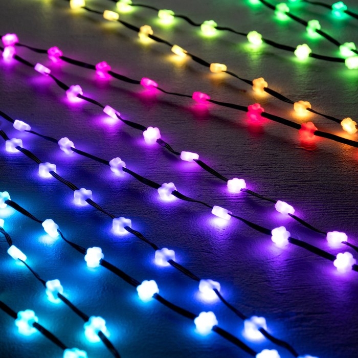 Умная гирлянда &laquo;Нить&raquo; 5 м роса с насадками &laquo;Цветочки&raquo;, IP20, серебристая нить, 100 LED, пульт ДУ, приложение, свечение RGB, USB