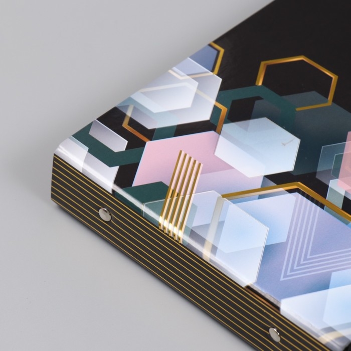 Фотоальбом 25 листов (наклейки+кольца) Фотоальбом 25 листов (наклейки+кольца) "Геометрия" тиснение золото 19х27х3 см