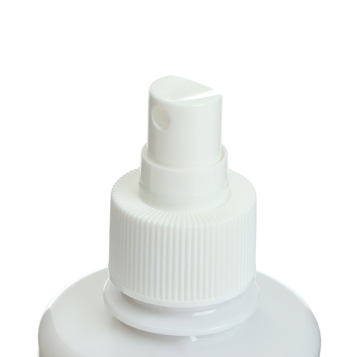 Полироль пластика Grand Caratt матовый, цитрусовый микс, 250 мл, спрей Полироль пластика Grand Caratt матовый, цитрусовый микс, 250 мл, спрей