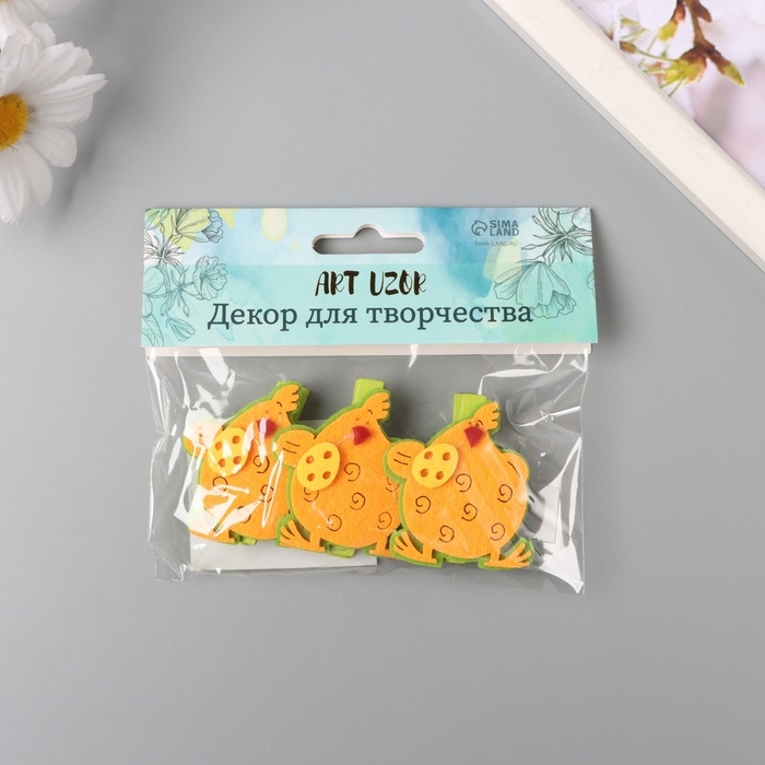 Декор для творчества дерево фетр Декор для творчества дерево фетр "Прищепка. Курочка с яйцом" набор 3 шт 1,8х3,8х4,8 см МИКС