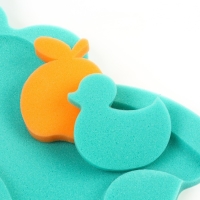 Подкладка для купания макси «Мишка», цвет зеленый, 55х30х6см Подкладка для купания макси «Мишка», цвет зеленый, 55х30х6см