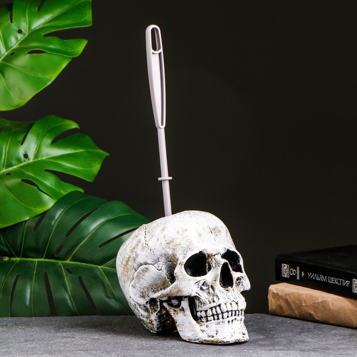 Подставка под ёрш Подставка под ёрш "Череп" 16х15х22см (ершик пластик)