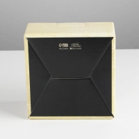 Коробка подарочная новогодняя складная &laquo;Present&raquo;, 15 х 15 х 7 см, Новый год