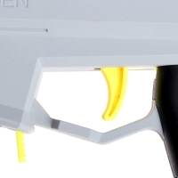 Бластер, стреляет мягкими пулями