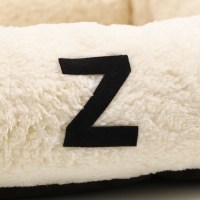 Лежанка для собак и кошек "Уют Z" , меховая, 45 х 35 х 11 см