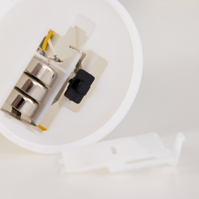 Ночник пластик Ночник пластик "Восковая свеча" от батареек CR2032x2 5,3х5,3х7,2 см