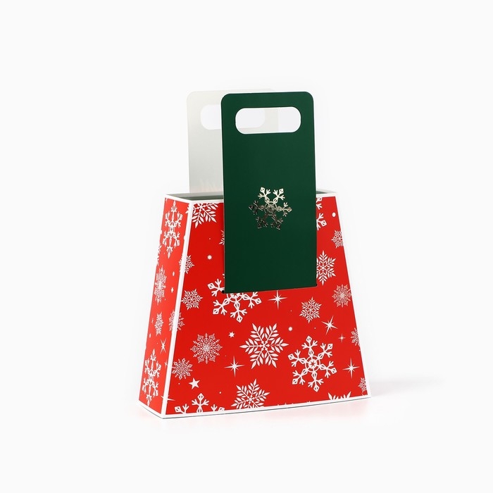 Коробка новогодняя складная с ручками &laquo;Снежинки&raquo; 23 х 8 х 32 см, Новый год