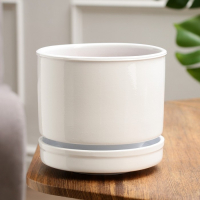 Горшок цветочный "Афродита белый" 1,7 л Горшок цветочный "Афродита белый" 1,7 л