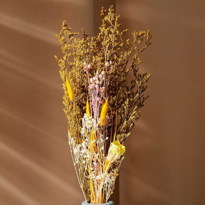 Букет из сухоцветов &laquo;Поцелуй солнца&raquo;, 52 &times; 12 &times; 8 см