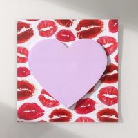 Магнит с блоком для записей "Поцелуи" 10,5х10,5 см Магнит с блоком для записей "Поцелуи" 10,5х10,5 см