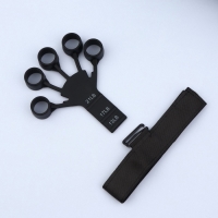 Массажёр для разработки рук и пальцев, с манжетом, 8 &times; 14 &times; 2,8 см, цвет чёрный