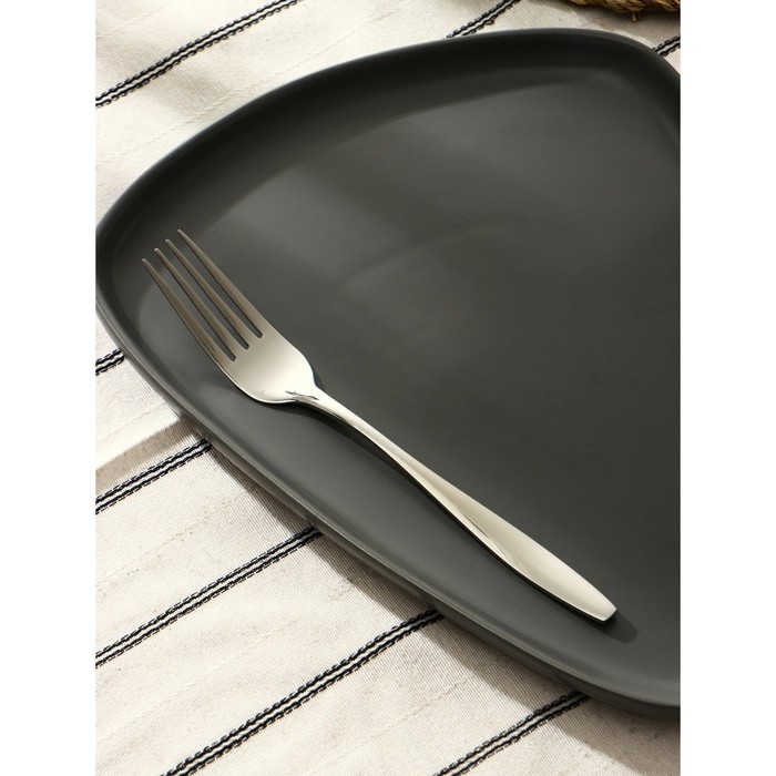 Вилка столовая из нержавеющей стали &laquo;Милано&raquo;, длина 20 см, цвет серебряный