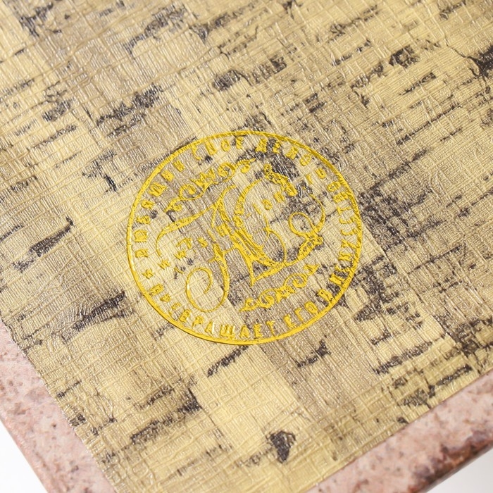 Сейф-книга дерево кожзам Сейф-книга дерево кожзам "Тигр в кепке и с трубкой" 21х13х5 см