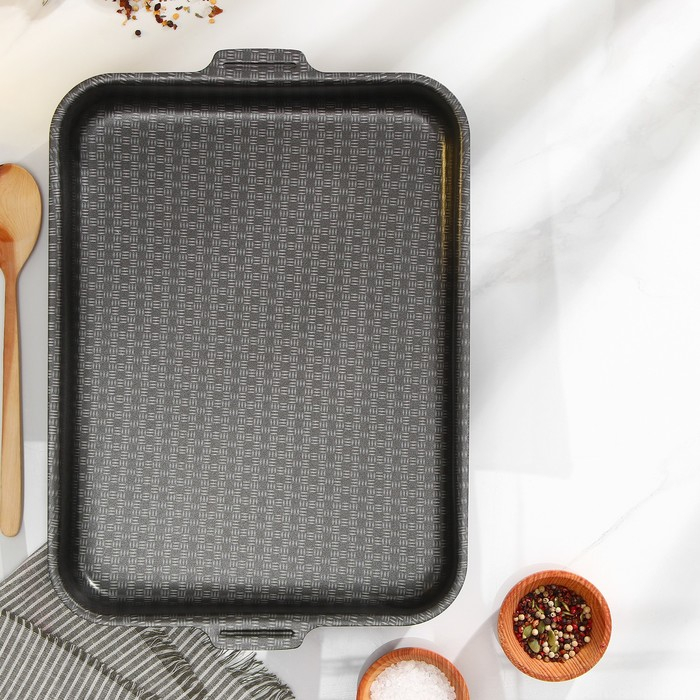 Противень «Хозяюшка», 27×35 см, h= 6 см, металлическая крышка, антипригарное покрытие, цвет бордовый Противень «Хозяюшка», 27×35 см, h= 6 см, металлическая крышка, антипригарное покрытие, цвет бордовый