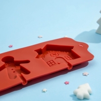 Форма для леденцов новогодняя Доляна &laquo;Дом для имбирного пряника&raquo;, силикон, 31&times;9 см, 4 ячейки, с палочками, цвет МИКС