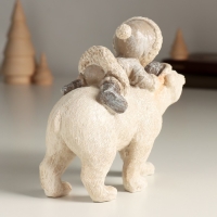 Сувенир полистоун "Ребёнок на белом мишке" 13,5х6х12,5 см