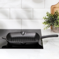 Сковорода гриль чугунная &laquo;Гриль глубокий&raquo;, 28&times;26&times;4,5 см, 2 слива, чугунная ручка, цвет чёрный