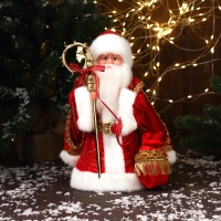 Дед Мороз "В шубе и с мешком с нашивкой" двигается, 30х18 см, красный Дед Мороз "В шубе и с мешком с нашивкой" двигается, 30х18 см, красный