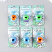 Дырокол фигурный кнопка "Сердечко" d=1,5 см 4,3х4х3 см МИКС