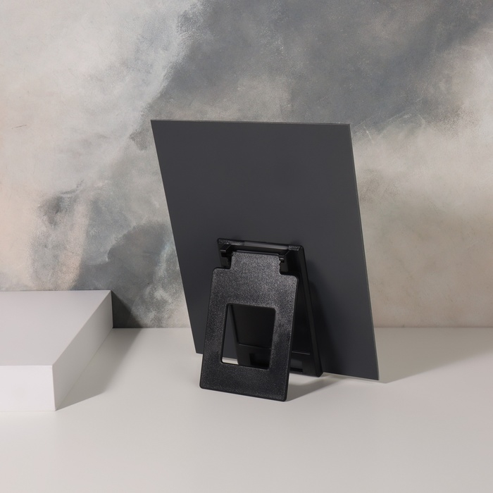 Зеркало на подставке, зеркальная поверхность 17,5 &times; 22 см, цвет чёрный