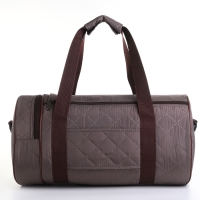 Сумка спортивная на молнии, 2 наружных кармана, длинный ремень, средний размер, цвет коричневый Сумка спортивная на молнии, 2 наружных кармана, длинный ремень, средний размер, цвет коричневый