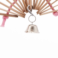 Игрушка для птиц "Веер" с колокольчиком, натуральное дерево, 20 х 20 см Игрушка для птиц "Веер" с колокольчиком, натуральное дерево, 20 х 20 см