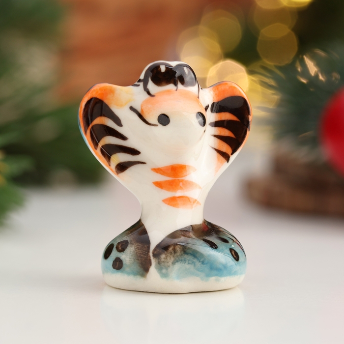 Новый год. Сувенир символ года Новый год. Сувенир символ года "Змей Гоша", гжель, цвет, 4 см