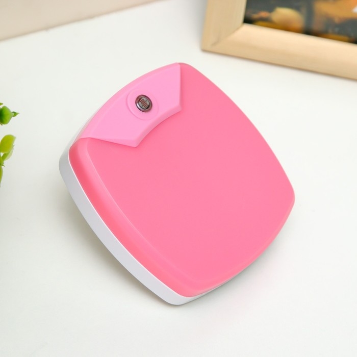 Ночник с датчиком света "Ночка" LED МИКС 8,8x1,8x8,8 см RISALUX