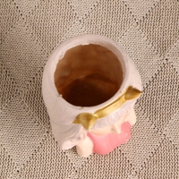 Кашпо "Мечтательница" розовое, 8х9х12см, 0,25л, d-5,5 см Кашпо "Мечтательница" розовое, 8х9х12см, 0,25л, d-5,5 см