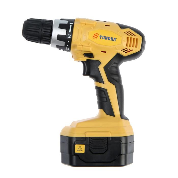 Шуруповерт ТУНДРА, патрон БЗ до 10 мм, подсветка, Ni-Cd 800 mAh 12V, 550 об/мин, 10 Н*м Шуруповерт ТУНДРА, патрон БЗ до 10 мм, подсветка, Ni-Cd 800 mAh 12V, 550 об/мин, 10 Н*м