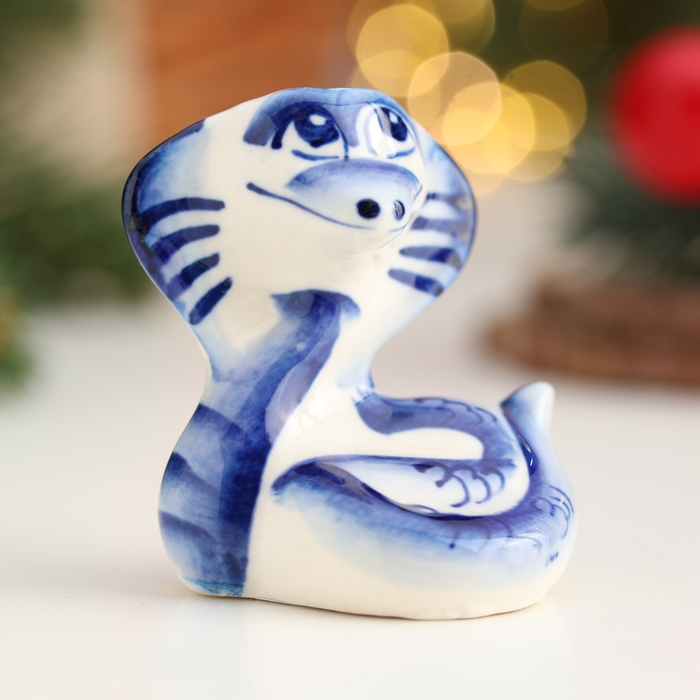 Новый год. Сувенир символ года Новый год. Сувенир символ года "Змея Ляля", гжель, 5,5 см