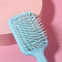 Расчёска массажная, 17,2 &times; 6 см, цвет МИКС
