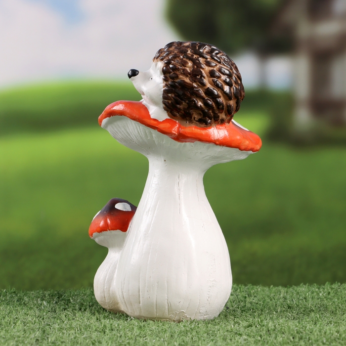 Садовая фигура Садовая фигура "Ежик на грибочке" 10х11х21см