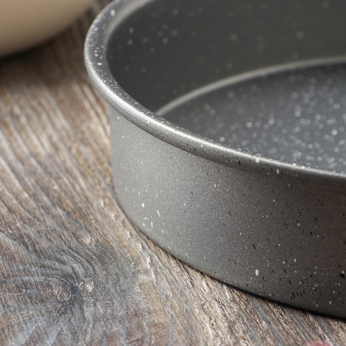 Форма для выпечки Magistro Gourmet Range, 24,8×24,8×5 см, толщина 0,6 мм, антипригарное покрытие, цвет серый Форма для выпечки Magistro Gourmet Range, 24,8×24,8×5 см, толщина 0,6 мм, антипригарное покрытие, цвет серый