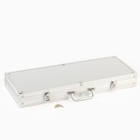 Покер в металлическом кейсе (2 колоды, фишки 500 шт б/номомин.,5 кубиков), 20.5 х 56 см