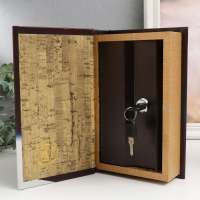 Сейф-книга дерево кожзам "История хоккея" 21х13х5 см Сейф-книга дерево кожзам "История хоккея" 21х13х5 см