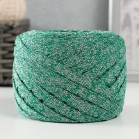 Трикотажная пряжа "Риббон" с люрексом 85м/170&plusmn;5 гр (Нефрит, люрекс: Серебро)