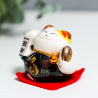 Сувенир керамика "Манэки-нэко - наслаждение" 4,5х3,8х4,6 см набор 5 шт Сувенир керамика "Манэки-нэко - наслаждение" 4,5х3,8х4,6 см набор 5 шт