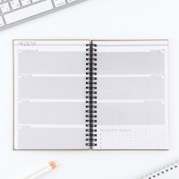 Еженедельник А5, 86 листов «Я могу. Делаю» в твердой обложке с тиснением Еженедельник А5, 86 листов «Я могу. Делаю» в твердой обложке с тиснением